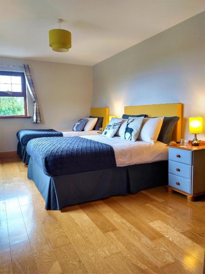 Glenn Eireann House Panzió Cushendall Kültér fotó