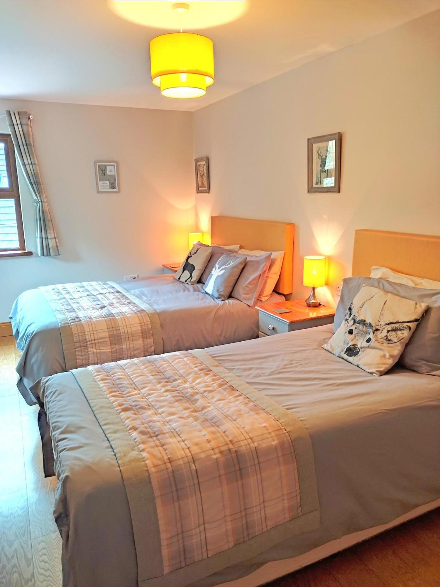 Glenn Eireann House Panzió Cushendall Kültér fotó